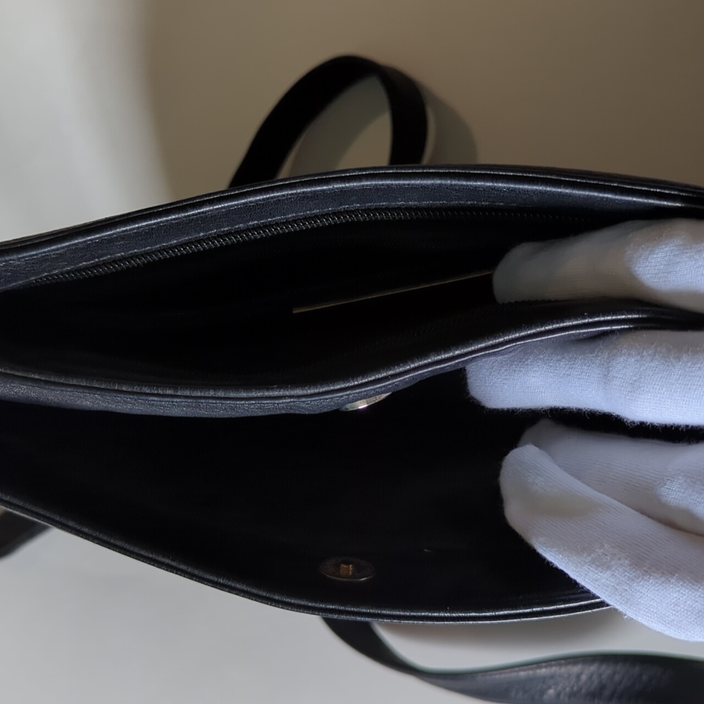 Vintage 90s Signature by Perlina leather shoulder bag - Picture 5 of 7